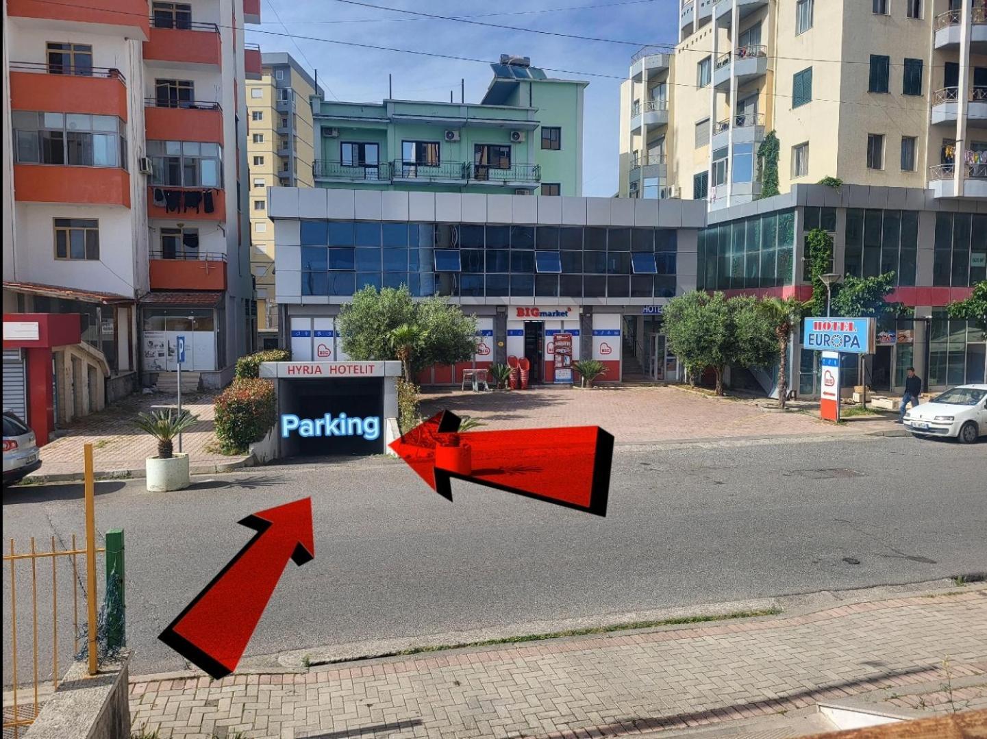 Hotel Europa Lezhë Esterno foto