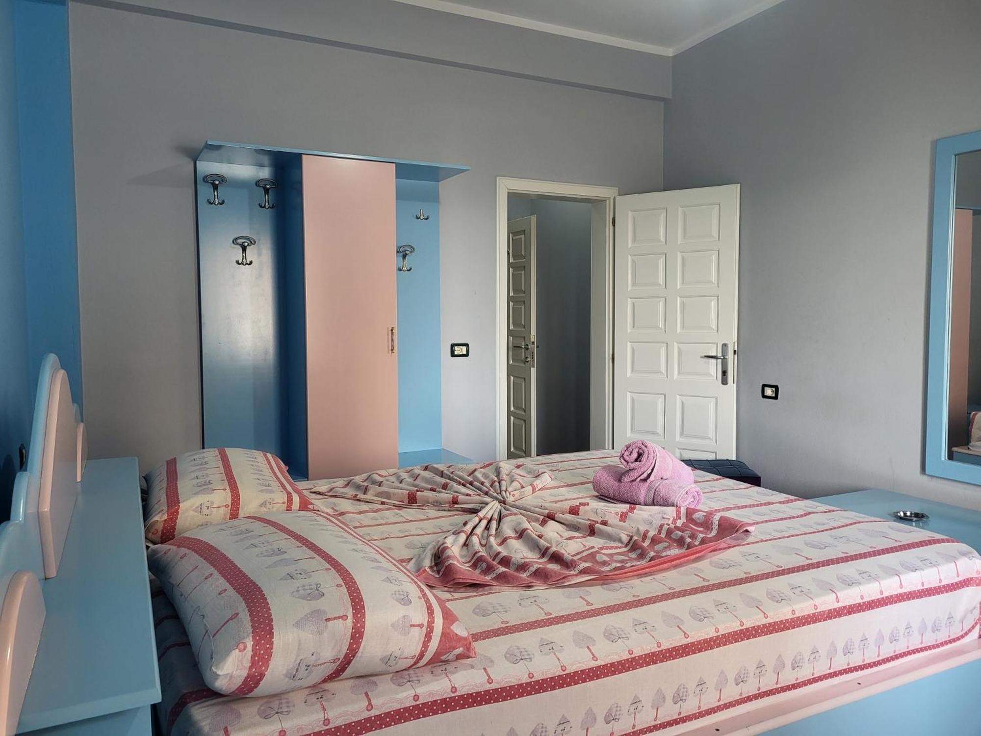 Hotel Europa Lezhë Esterno foto