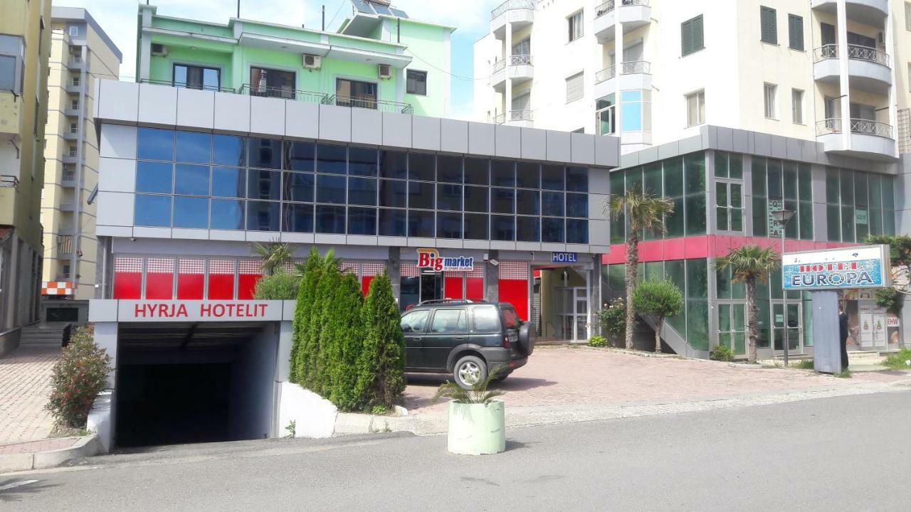 Hotel Europa Lezhë Esterno foto